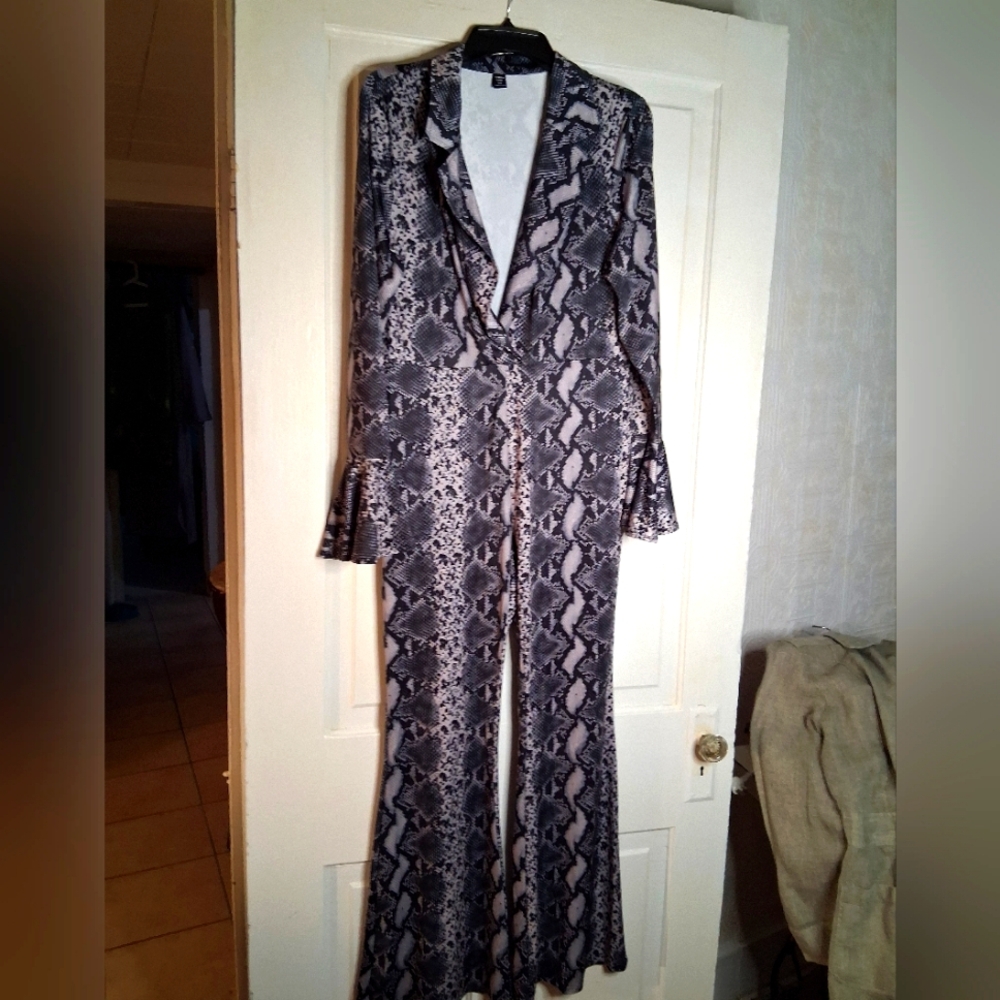Chic Snake Print Jumpsuit